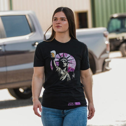 Women's Toast To Freedom Boyfriend Fit T-Shirt - Realtree Extreme®